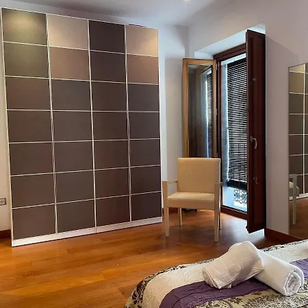 La Casa Del Pajaro Con Terraza Y Parking Gratuito Holiday home *